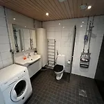 Great Two Bedrooms With A Private Sauna And A Sea View From The Balcony Close Center דירה הלסינקי