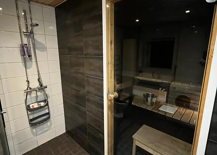 Great Two Bedrooms With A Private Sauna And A Sea View From The Balcony Close Center