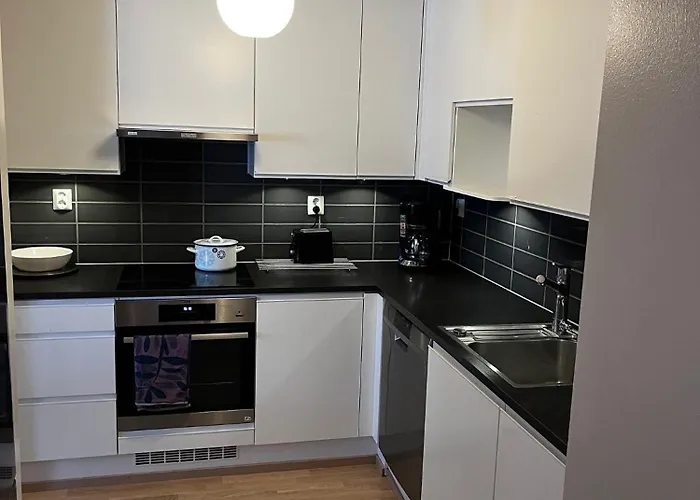 Great Two Bedrooms With A Private Sauna And A Sea View From The Balcony Close Center