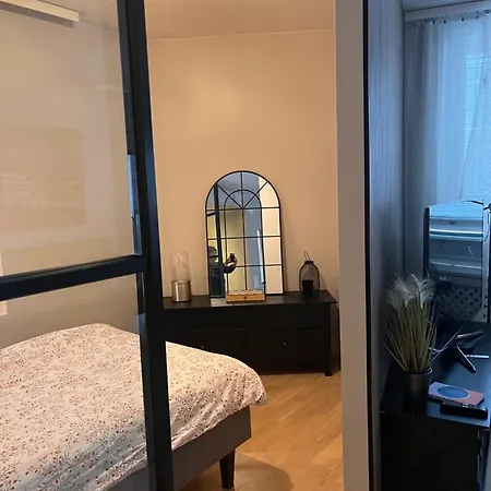 Great Two Bedrooms With A Private Sauna And A Sea View From The Balcony Close Center Apartman